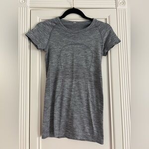 LULULEMON SWIFTLY TECH SHORT SLEEVED SHIRT